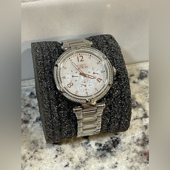Invicta Watch - Picture 1 of 3